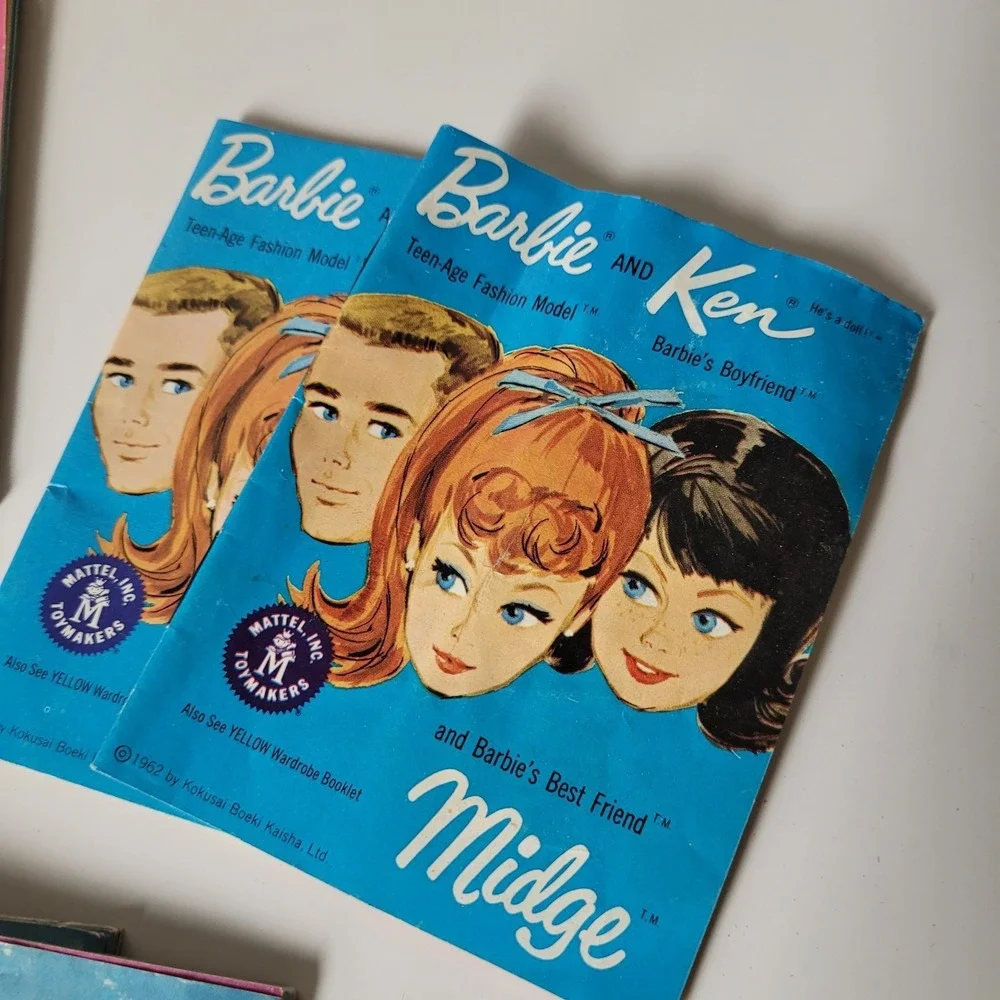 Lot of 10 Vintage 1960s Barbie, Ken, & Midge Fashion Booklets Mattel‎ Good Shape